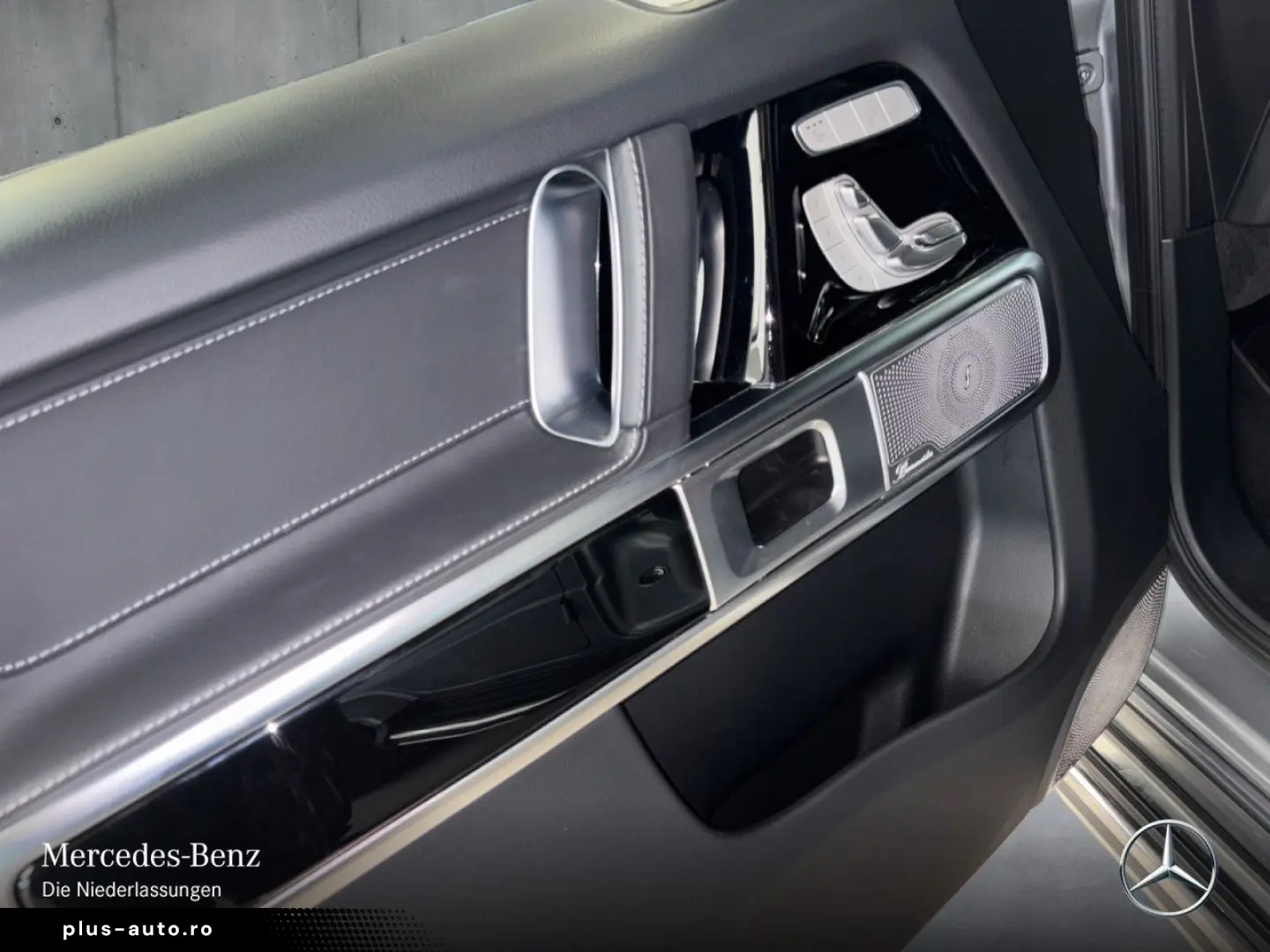 MERCEDES-BENZ G 450 d AMG EXCLUSIVE Night 20  Burmester3D