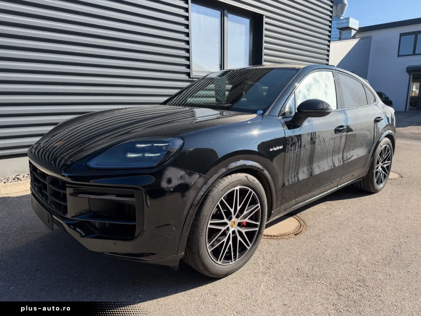 PORSCHE Cayenne Coupe S E-Hybrid Burmester SportDesign