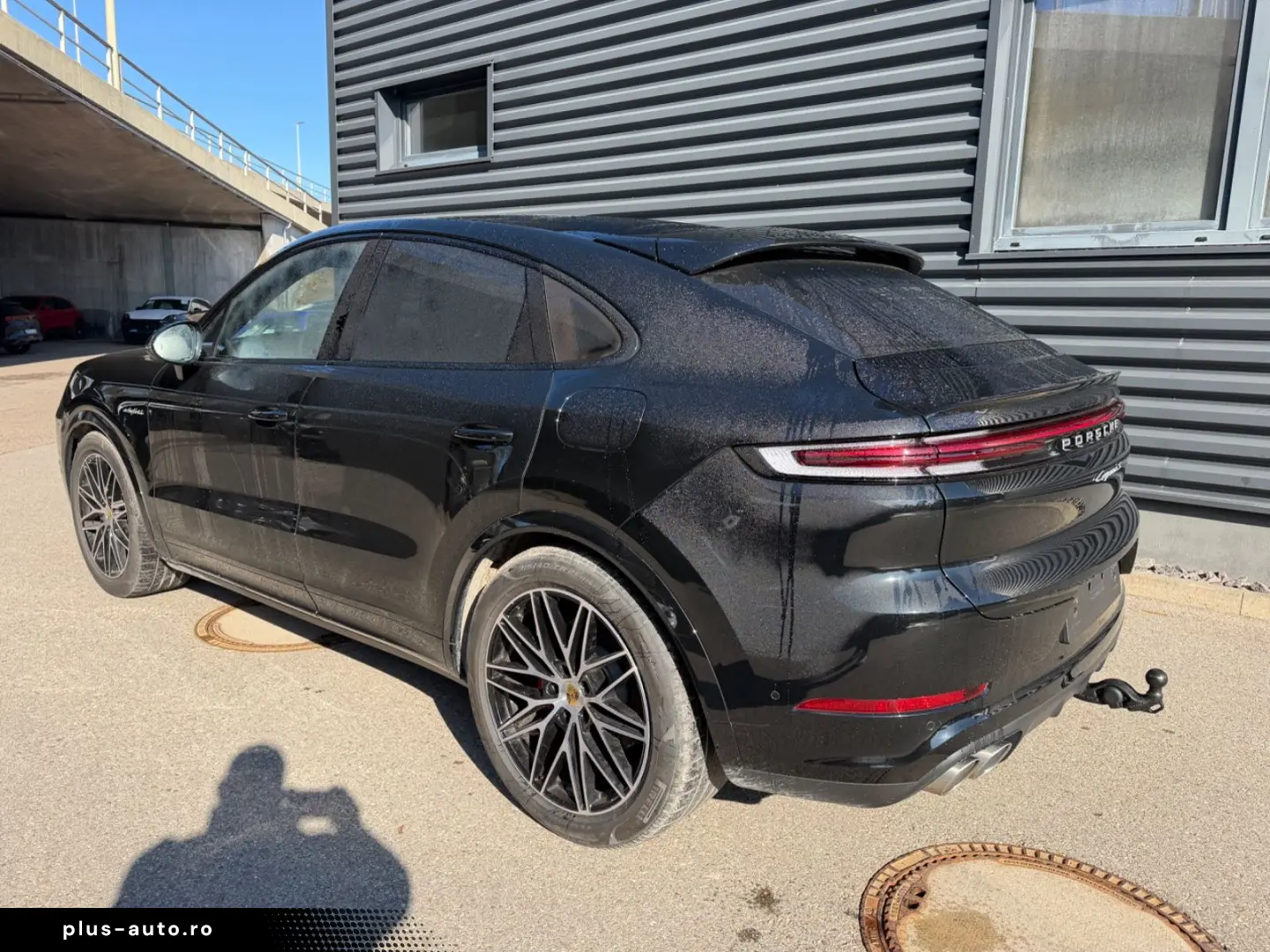 PORSCHE Cayenne Coupe S E-Hybrid Burmester SportDesign