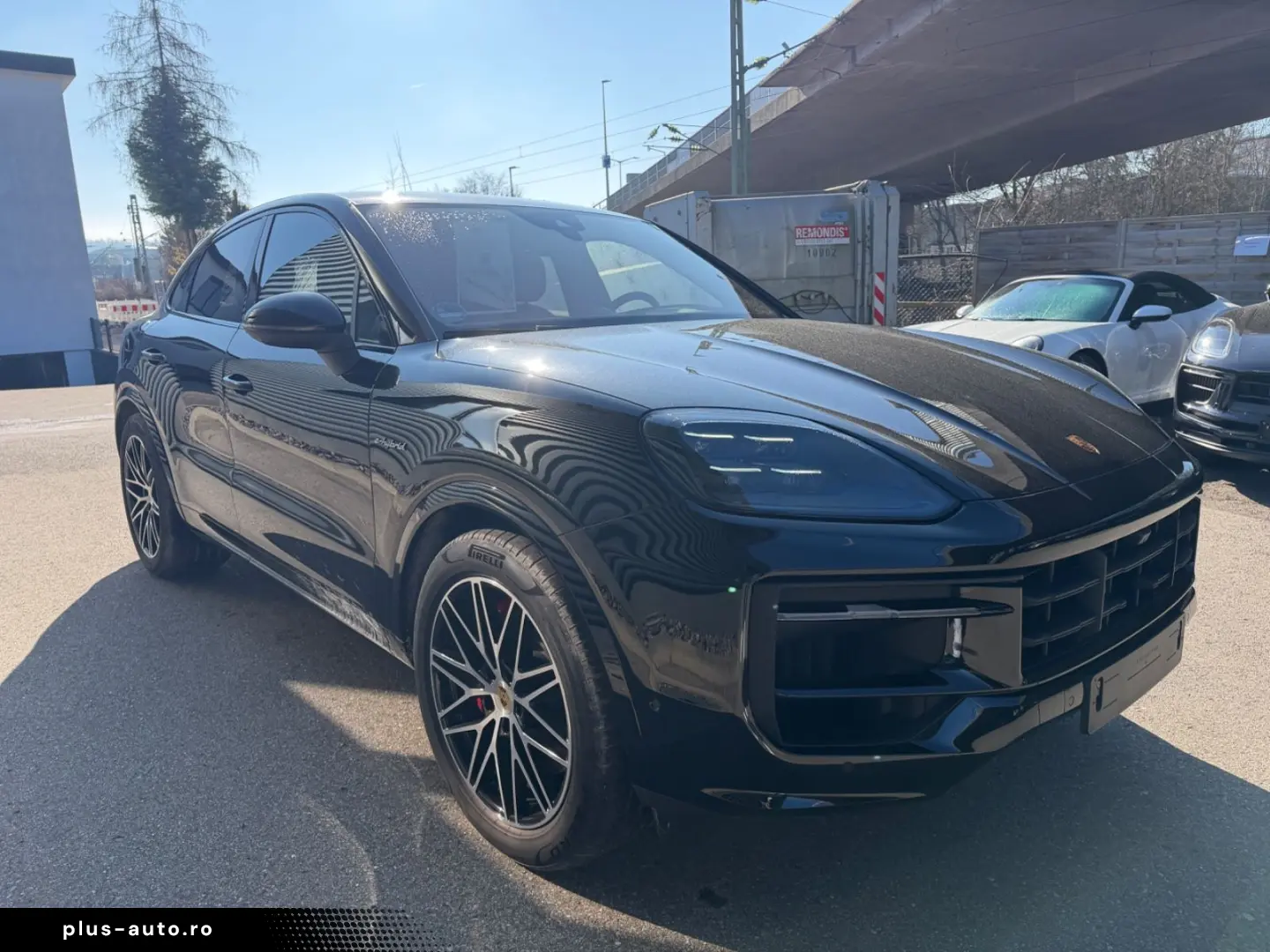 PORSCHE Cayenne Coupe S E-Hybrid Burmester SportDesign
