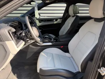 PORSCHE Cayenne Coupe S E-Hybrid Burmester SportDesign