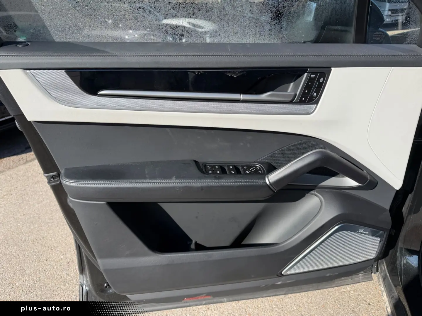 PORSCHE Cayenne Coupe S E-Hybrid Burmester SportDesign