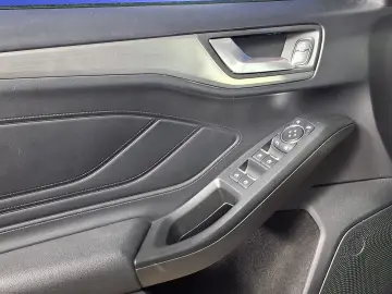 FORD FOCUS TITANIUM 1.5ECOBLUE 120CP 2020