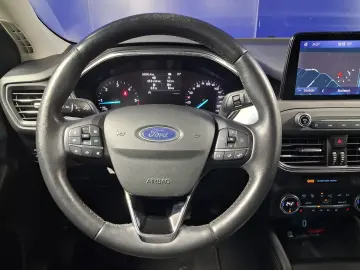 FORD FOCUS TITANIUM 1.5ECOBLUE 120CP 2020