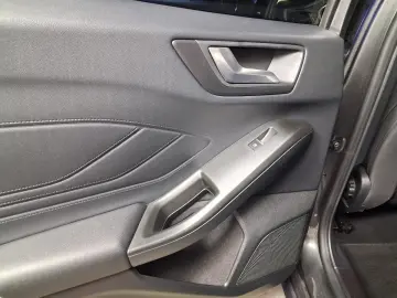FORD FOCUS TITANIUM 1.5ECOBLUE 120CP 2020