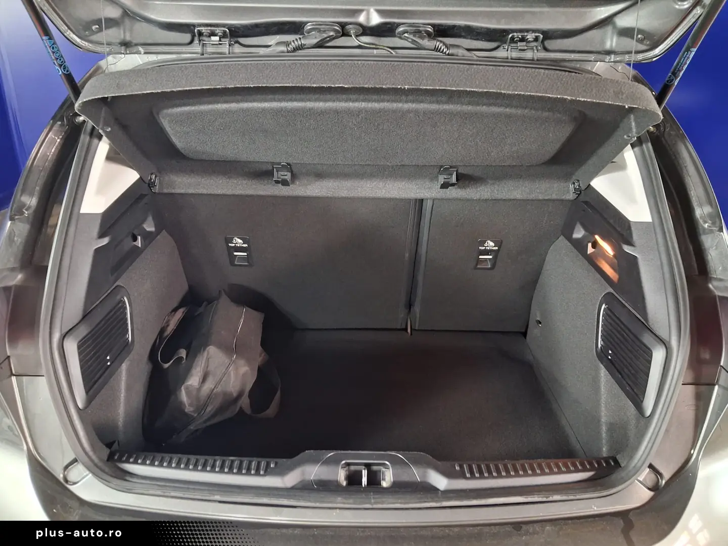 FORD FOCUS TITANIUM 1.5ECOBLUE 120CP 2020