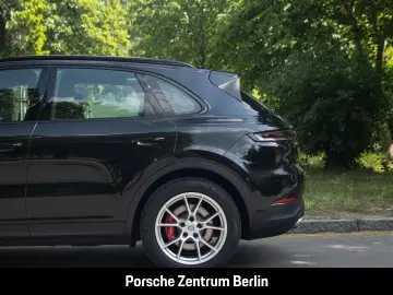 PORSCHE Cayenne S Panoramadach BOSE Abstandstempomat