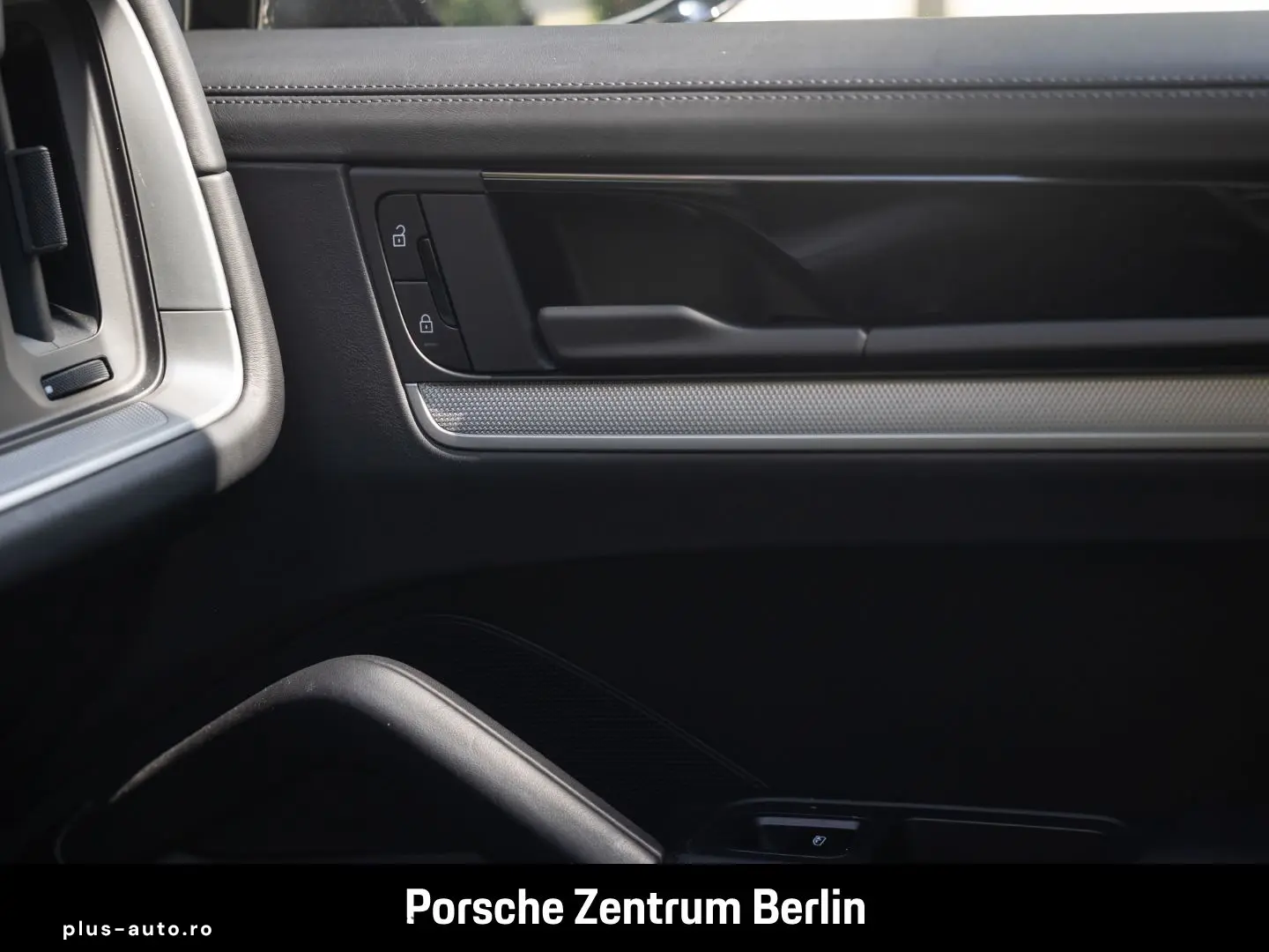 PORSCHE Cayenne S Panoramadach BOSE Abstandstempomat