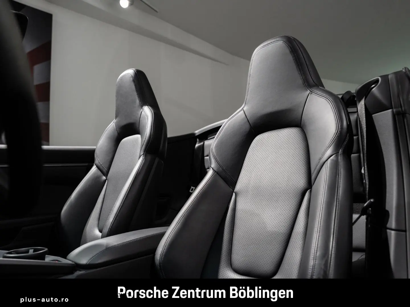 PORSCHE 992 911 Carrera Cabrio Sportabgas Surround View