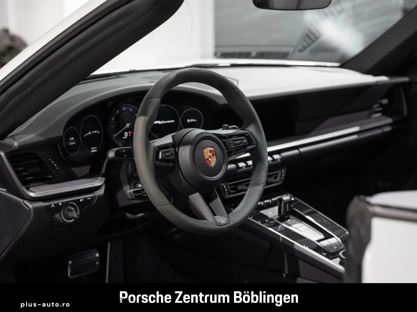 PORSCHE 992 911 Carrera Cabrio Sportabgas Surround View