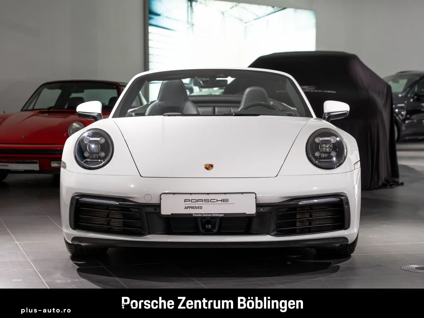 PORSCHE 992 911 Carrera Cabrio Sportabgas Surround View