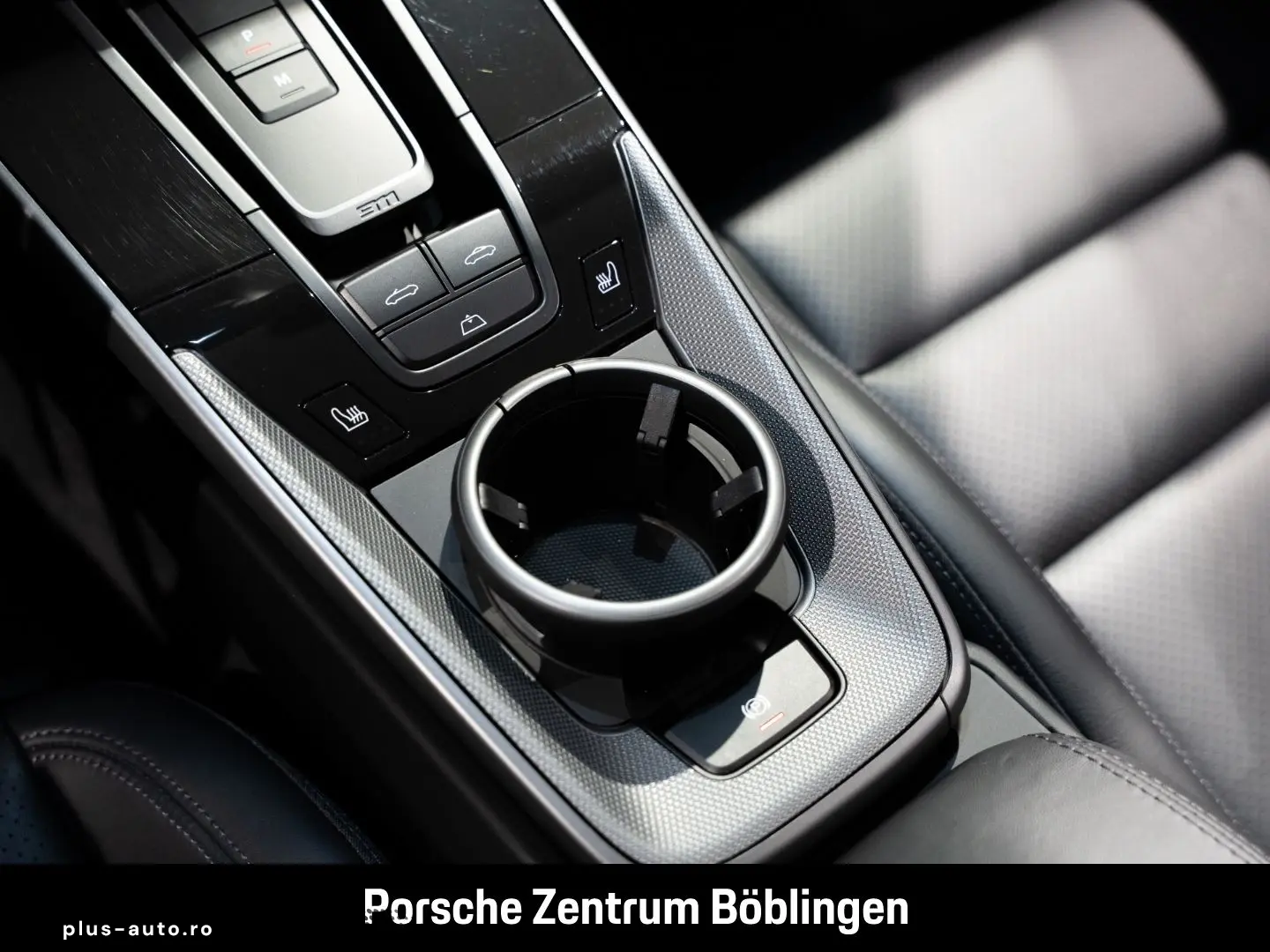 PORSCHE 992 911 Carrera Cabrio Sportabgas Surround View