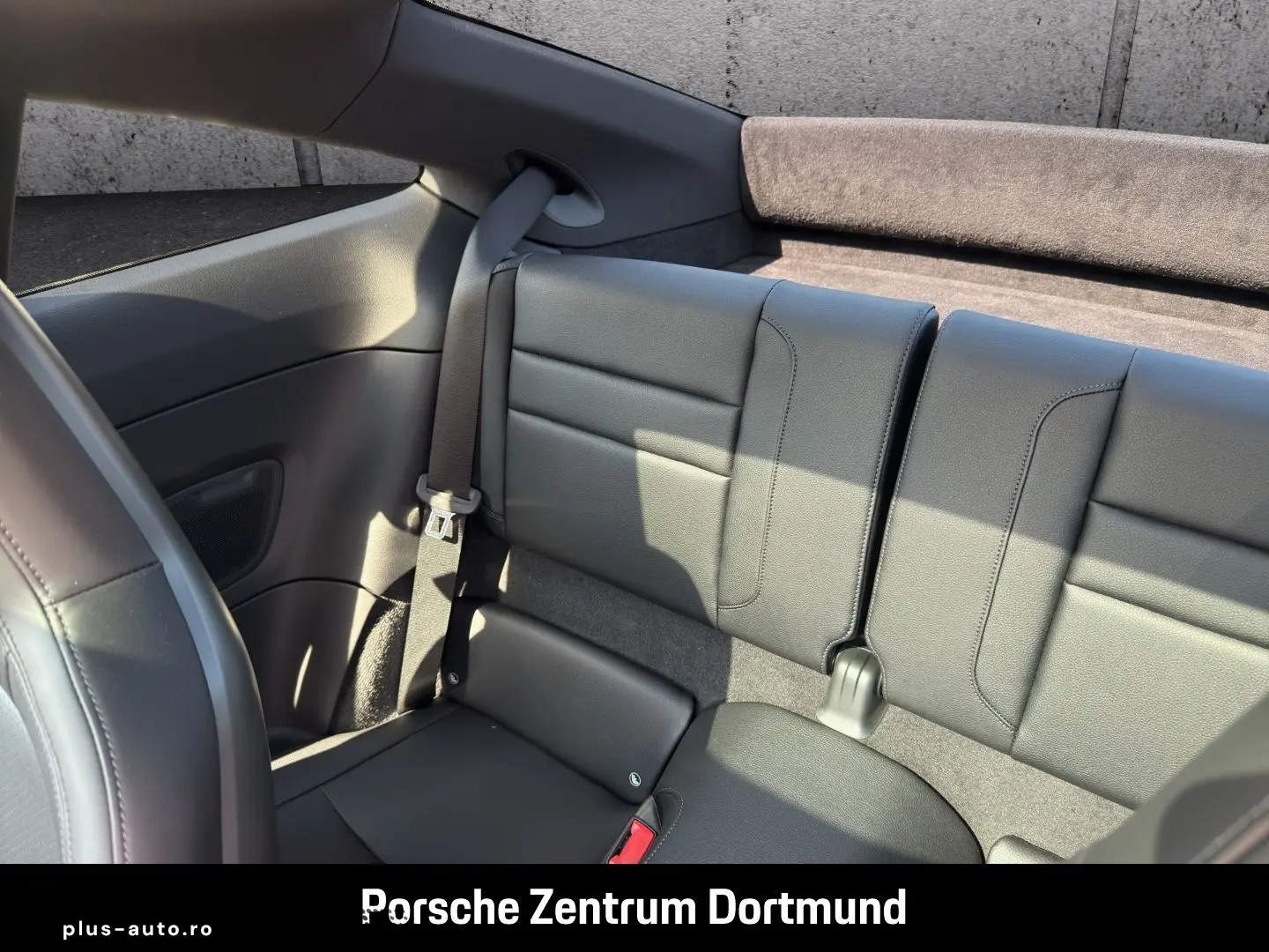 PORSCHE 992 911 Carrera S HA-Lenkung Sportabgas BOSE