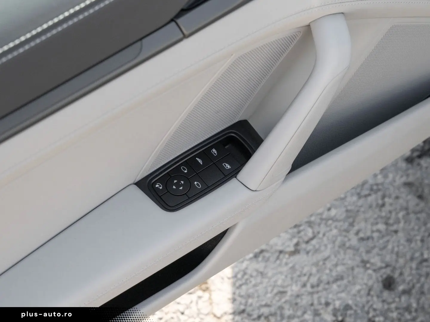 PORSCHE 992 992.2 911 Carrera Cabriolet Surround View