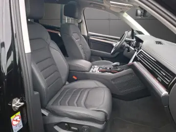 Volkswagen Touareg Elegance 4Motion 3.0 TSIe