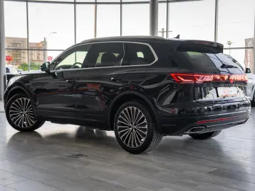 Volkswagen Touareg Elegance 4Motion 3.0 TSIe