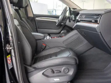 Volkswagen Touareg Elegance 4Motion 3.0 TSIe