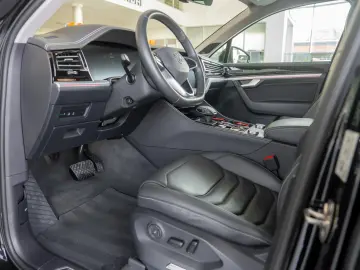 Volkswagen Touareg Elegance 4Motion 3.0 TSIe