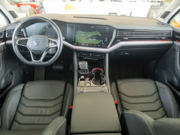 Volkswagen Touareg Elegance 4Motion 3.0 TSIe