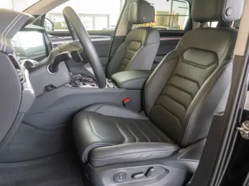 Volkswagen Touareg Elegance 4Motion 3.0 TSIe