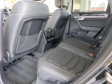 Volkswagen Touareg Elegance 4Motion 3.0 TSIe