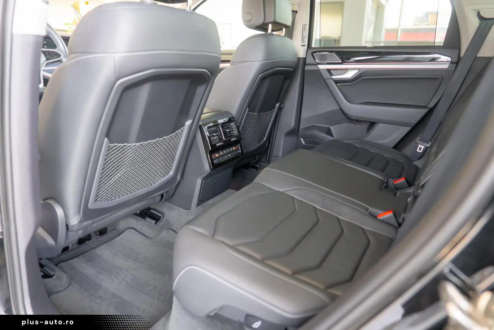 Volkswagen Touareg Elegance 4Motion 3.0 TSIe