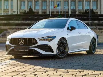 Mercedes-Benz CLA 35 AMG