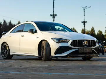 Mercedes-Benz CLA 35 AMG