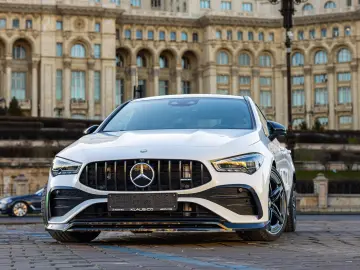 Mercedes-Benz CLA 35 AMG