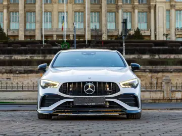 Mercedes-Benz CLA 35 AMG