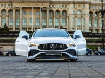 Mercedes-Benz CLA 35 AMG