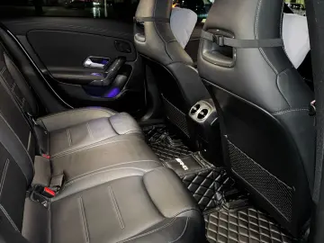 Mercedes-Benz CLA 35 AMG