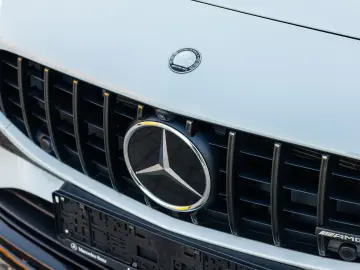 Mercedes-Benz CLA 35 AMG