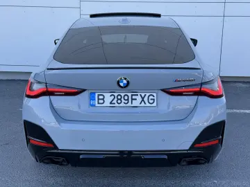 BMW M4 M440i xDrive AT MHEV