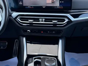 BMW M4 M440i xDrive AT MHEV