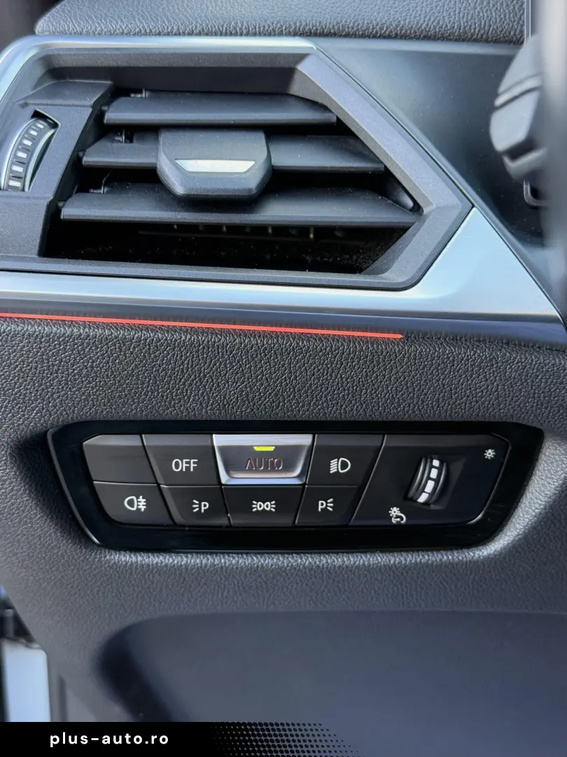 BMW M4 M440i xDrive AT MHEV