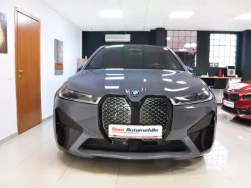 BMW iX M60 540CP 1.015 NM 3 8s doar 1.919 km