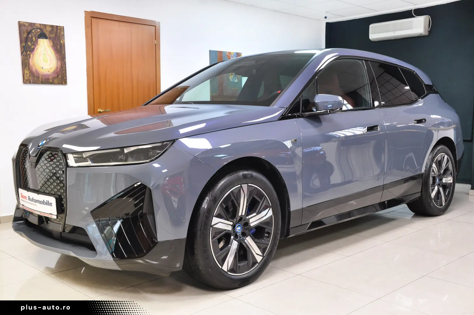 BMW iX M60 540CP 1.015 NM 3 8s doar 1.919 km