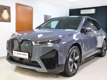 BMW iX M60 540CP 1.015 NM 3 8s doar 1.919 km