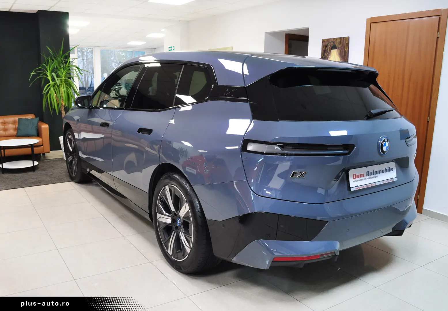 BMW iX M60 540CP 1.015 NM 3 8s doar 1.919 km