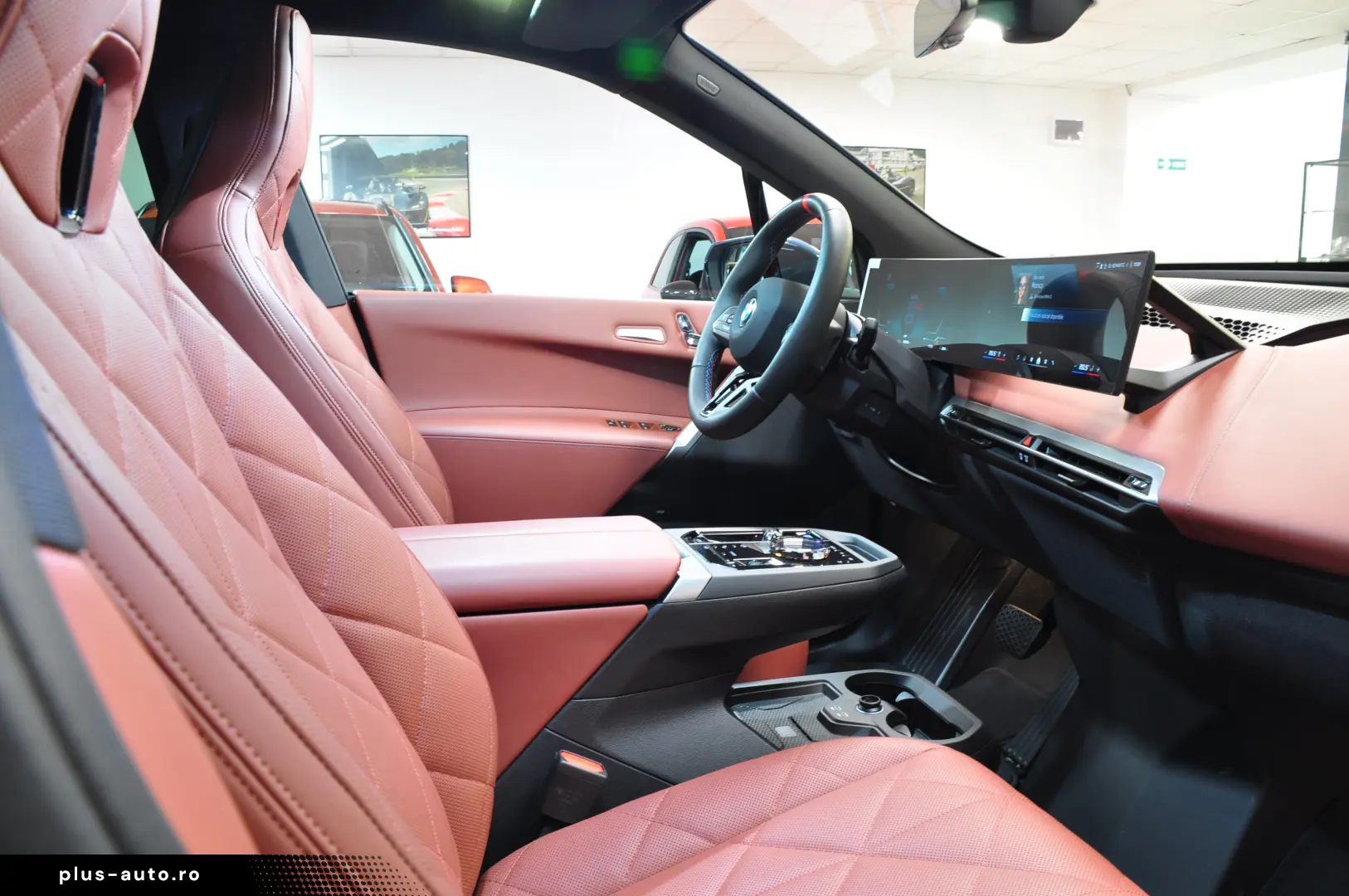 BMW iX M60 540CP 1.015 NM 3 8s doar 1.919 km