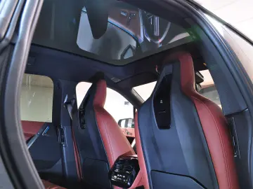 BMW iX M60 540CP 1.015 NM 3 8s doar 1.919 km