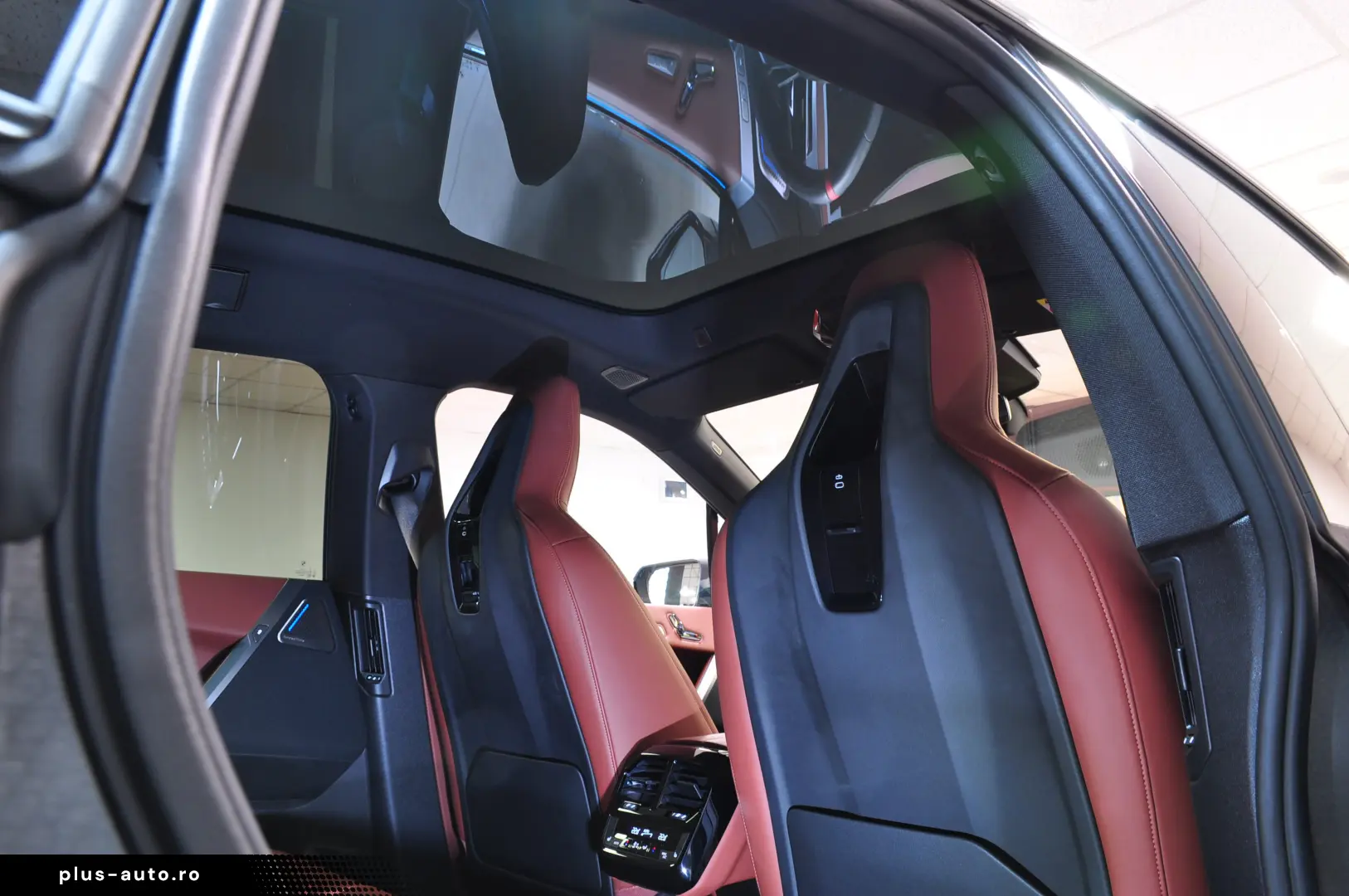 BMW iX M60 540CP 1.015 NM 3 8s doar 1.919 km