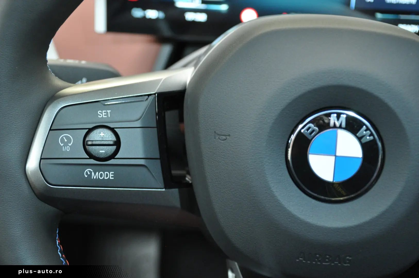 BMW iX M60 540CP 1.015 NM 3 8s doar 1.919 km