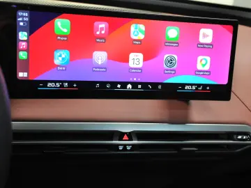 BMW iX M60 540CP 1.015 NM 3 8s doar 1.919 km