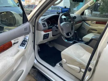 Toyota Land Cruiser 120 3.0d AT 7 Locuri TVA Deductibil