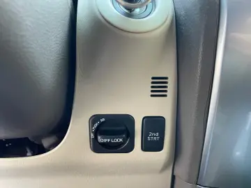 Toyota Land Cruiser 120 3.0d AT 7 Locuri TVA Deductibil