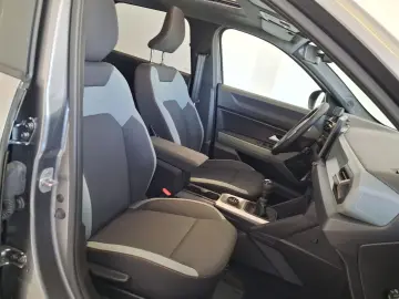 Dacia Bigster TCe 130 4x4 Extreme 8000 km 26800 euro