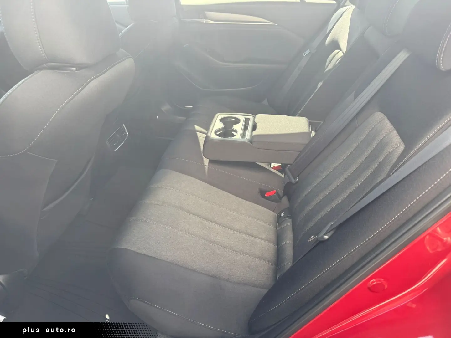 MAZDA6 SEDAN 2.0 165CP Revolution