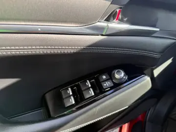 MAZDA6 SEDAN 2.0 165CP Revolution